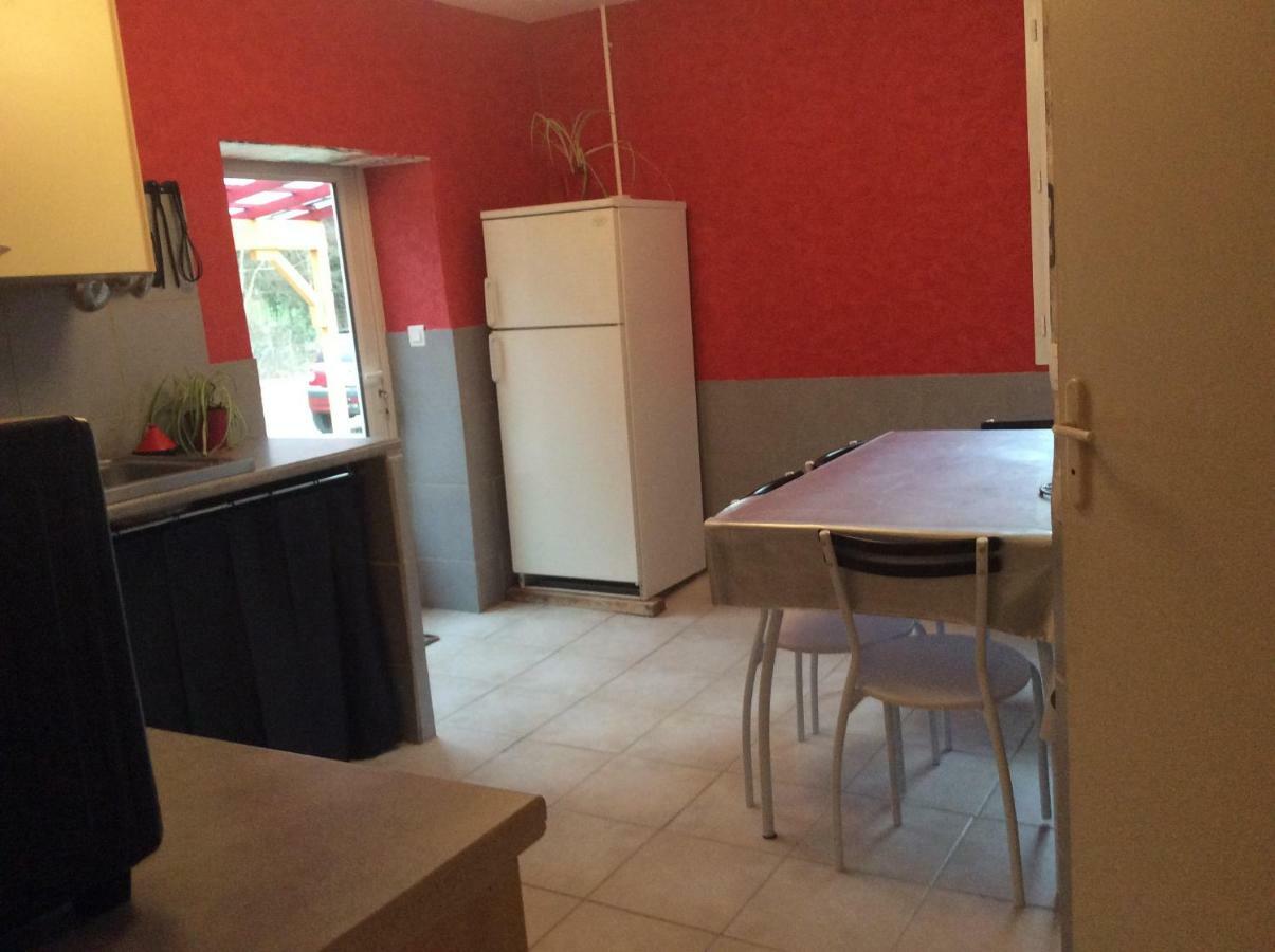 Appartement Vert, Compreignac Luaran gambar