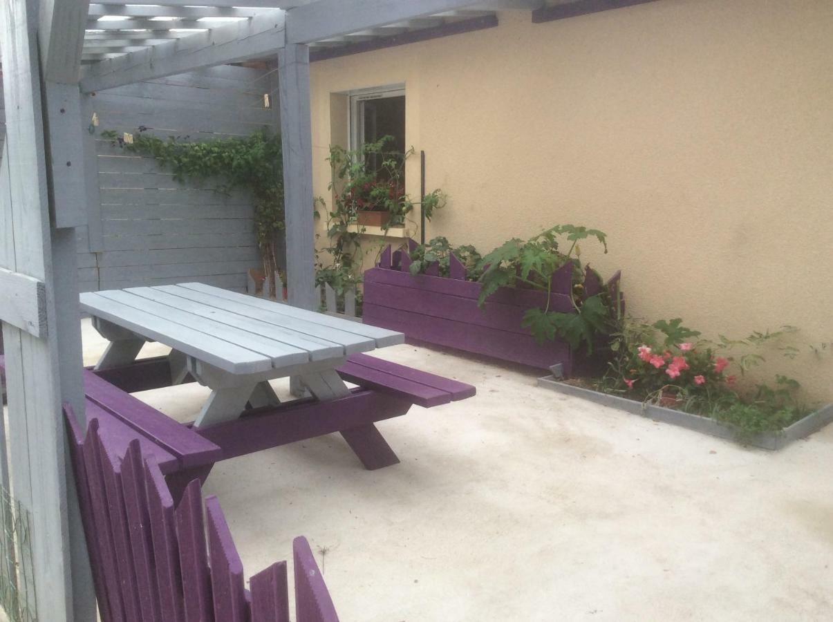 Appartement Vert, Compreignac Luaran gambar