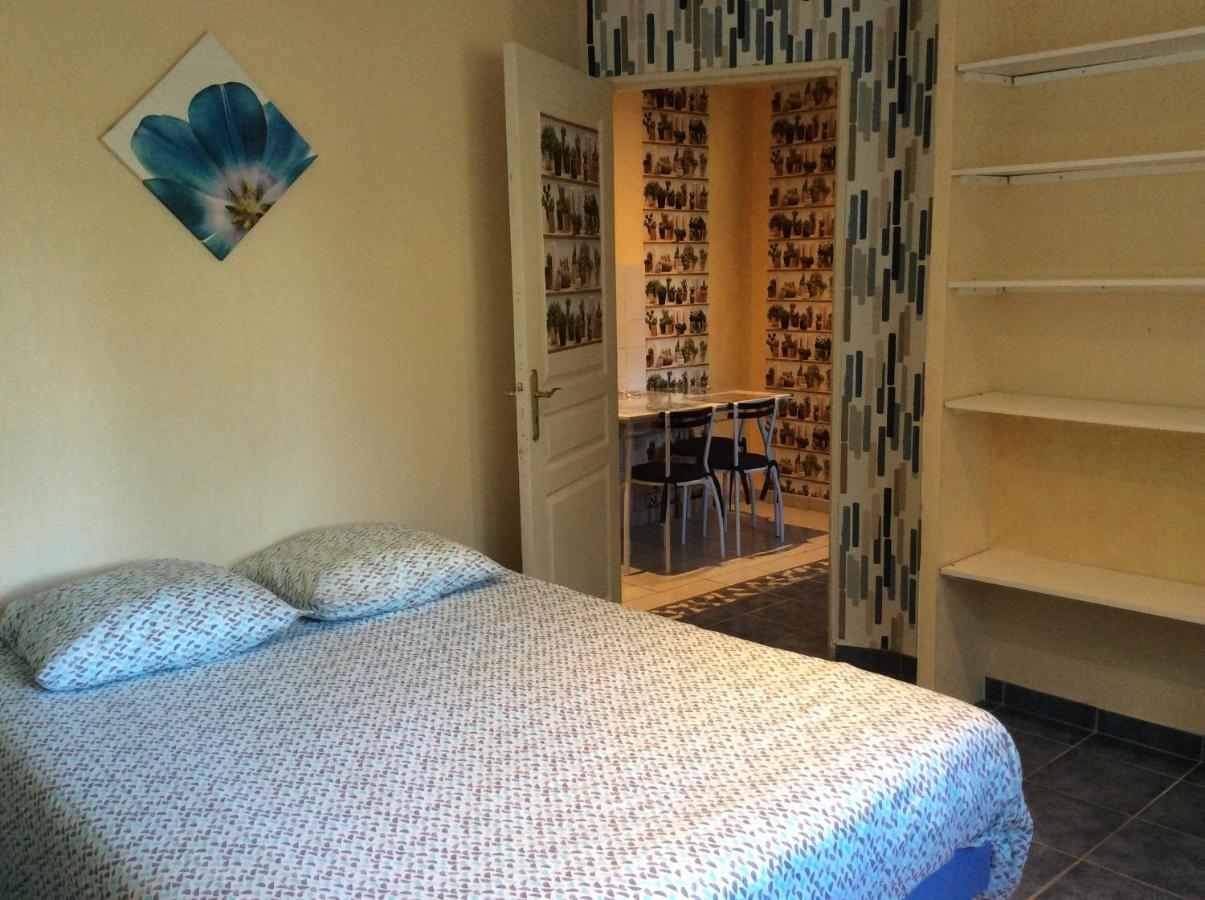 Appartement Vert, Compreignac Luaran gambar